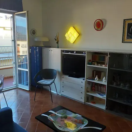 Maremonti Apartment *